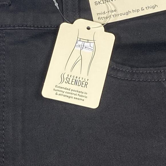 NWT St Johns Bay Women's Size 12T (32x32) Skinny Jeans Black Slimming Mid Rise - Picture 3 of 7